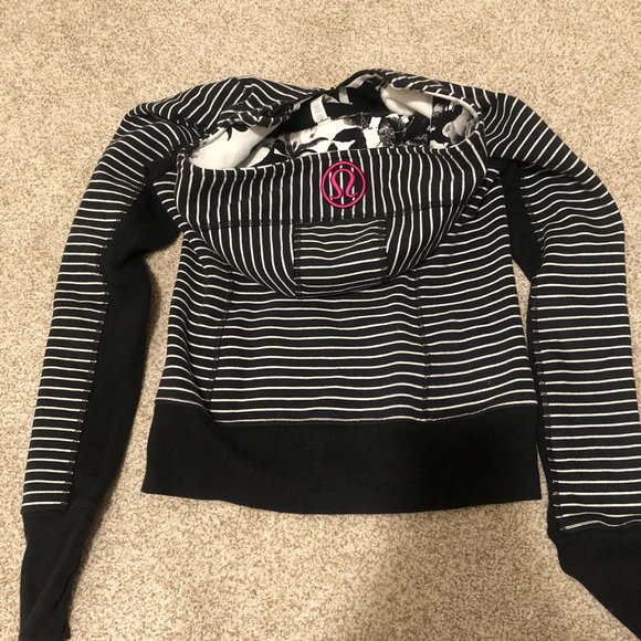 Lululemon Full Zip Scuba discontinued. - Picture 2 of 4